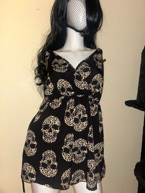 Black Skull-Print Sleeveless Romper